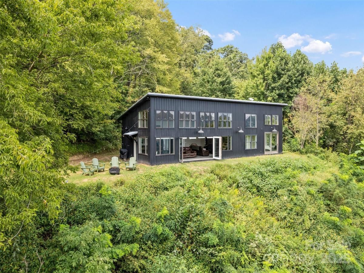 MLS #CAR4300246 image #0