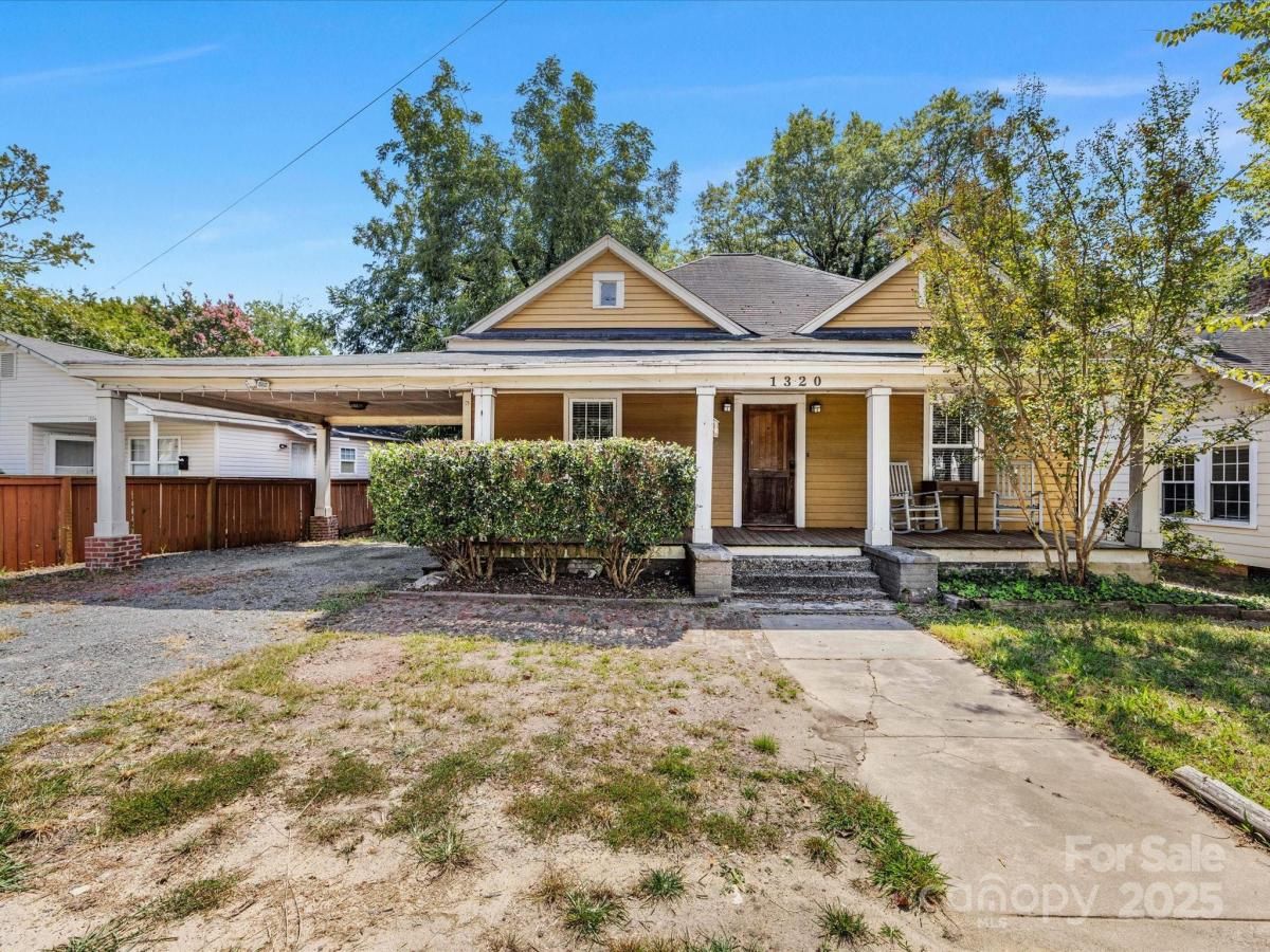 MLS #CAR4300403 image #0