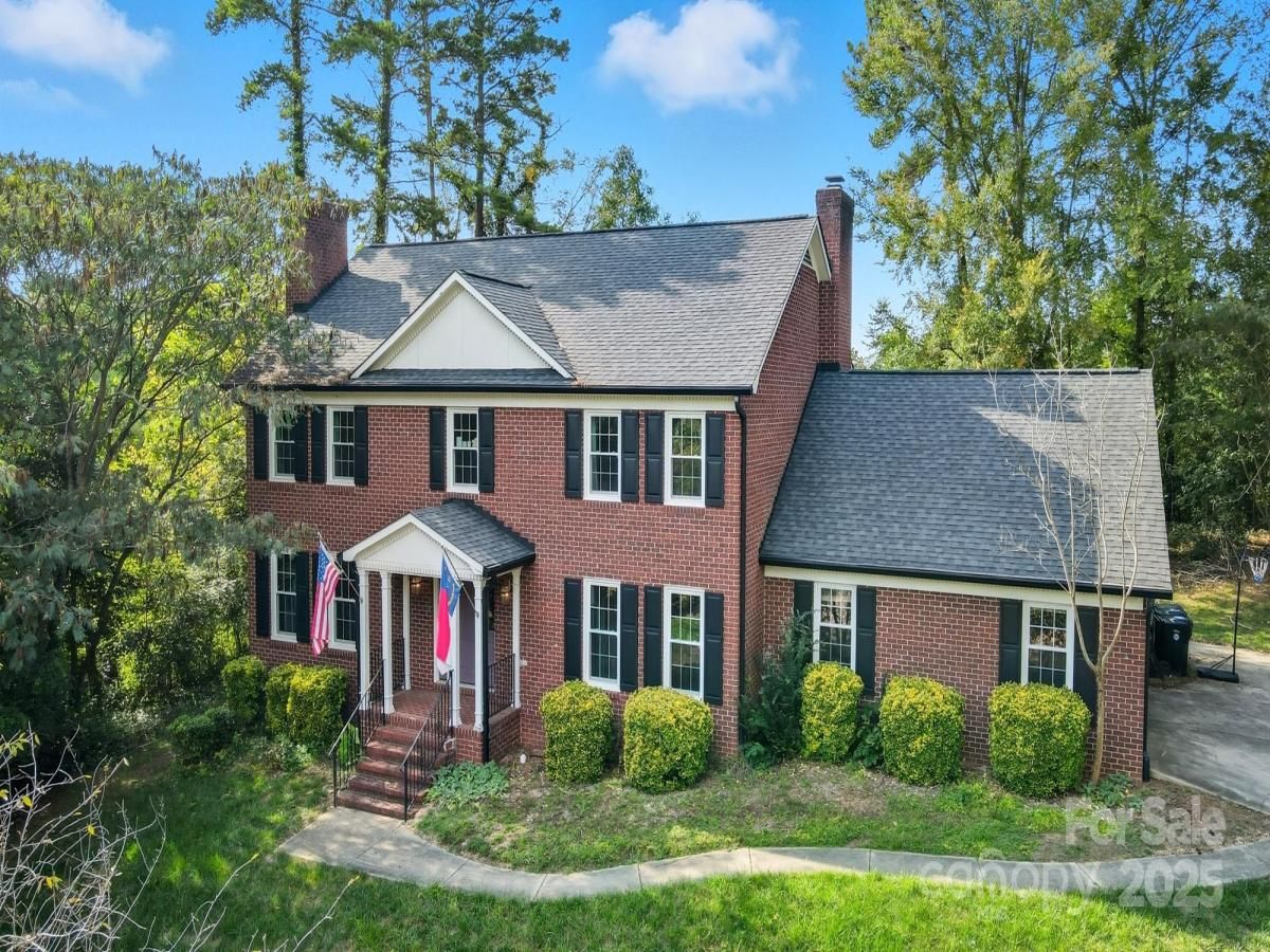 MLS #CAR4300575 image #0