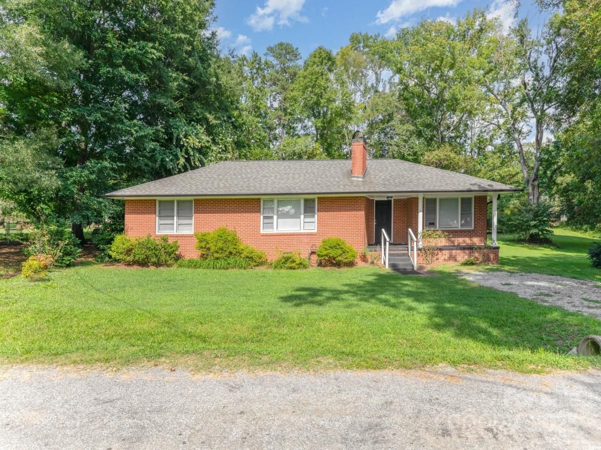 MLS #CAR4300801 image #0