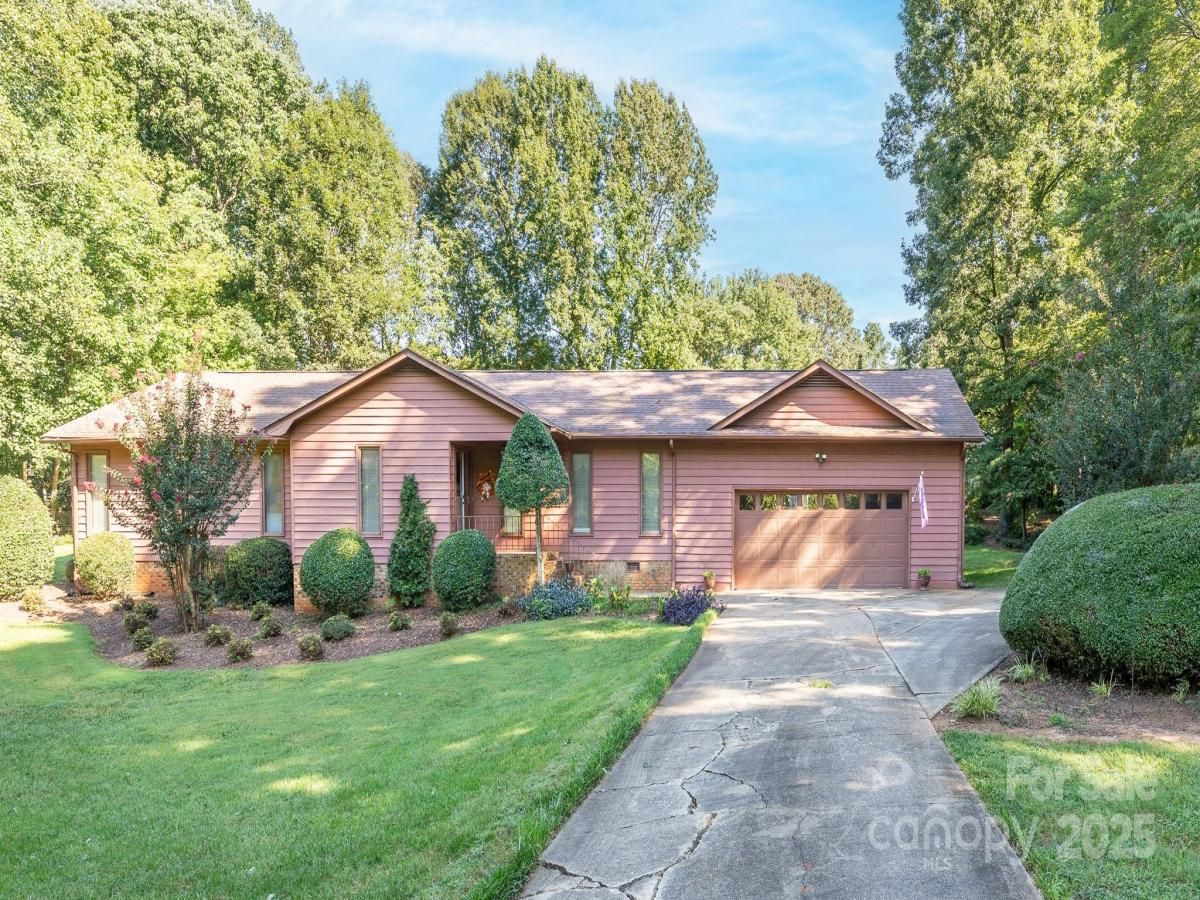 MLS #CAR4300989 image #0