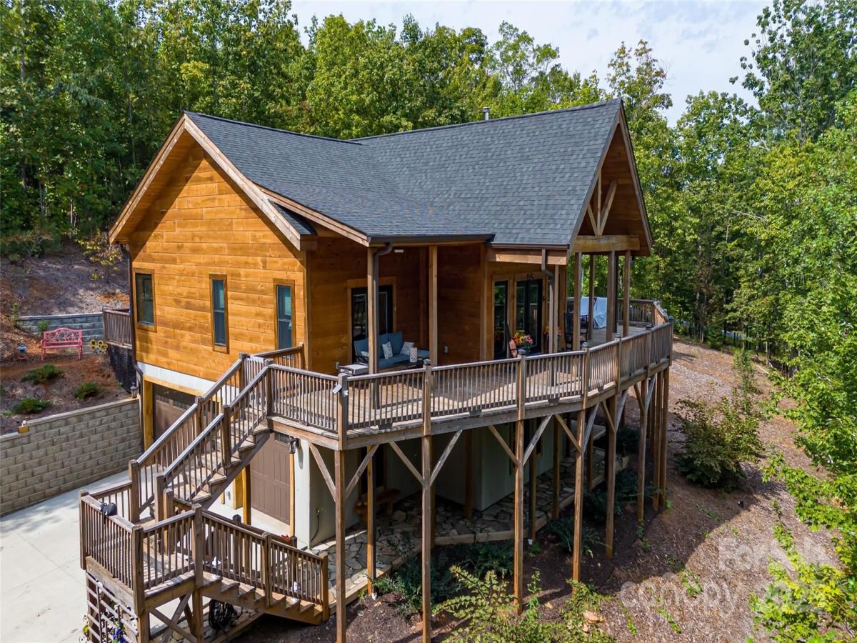 MLS #CAR4301266 image #0