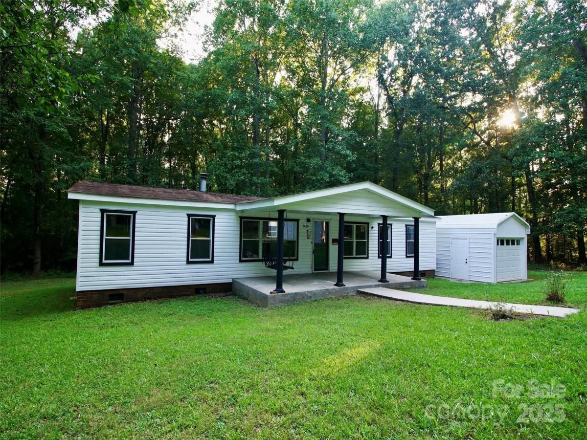 MLS #CAR4301492 image #0