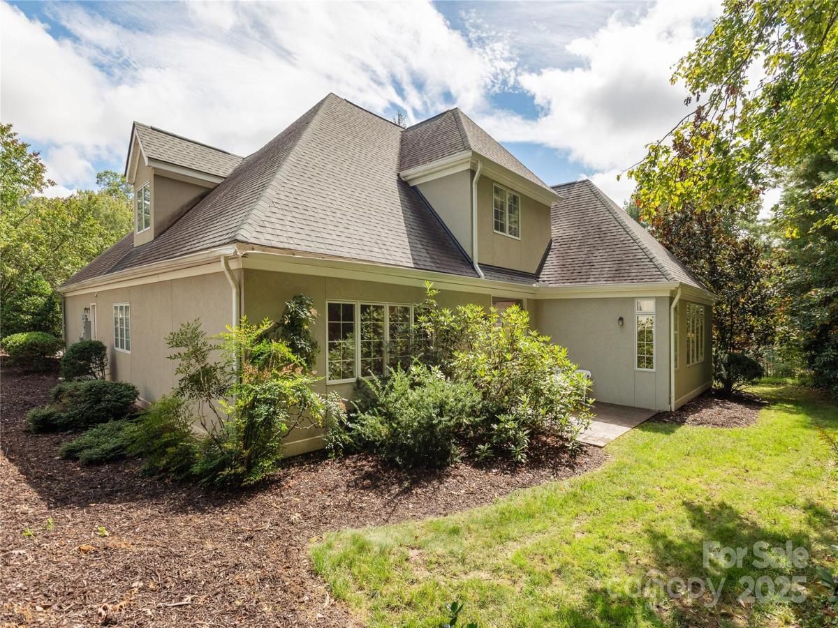 MLS #CAR4302058 image #0