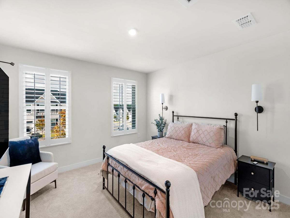 MLS #CAR4302411 image #0