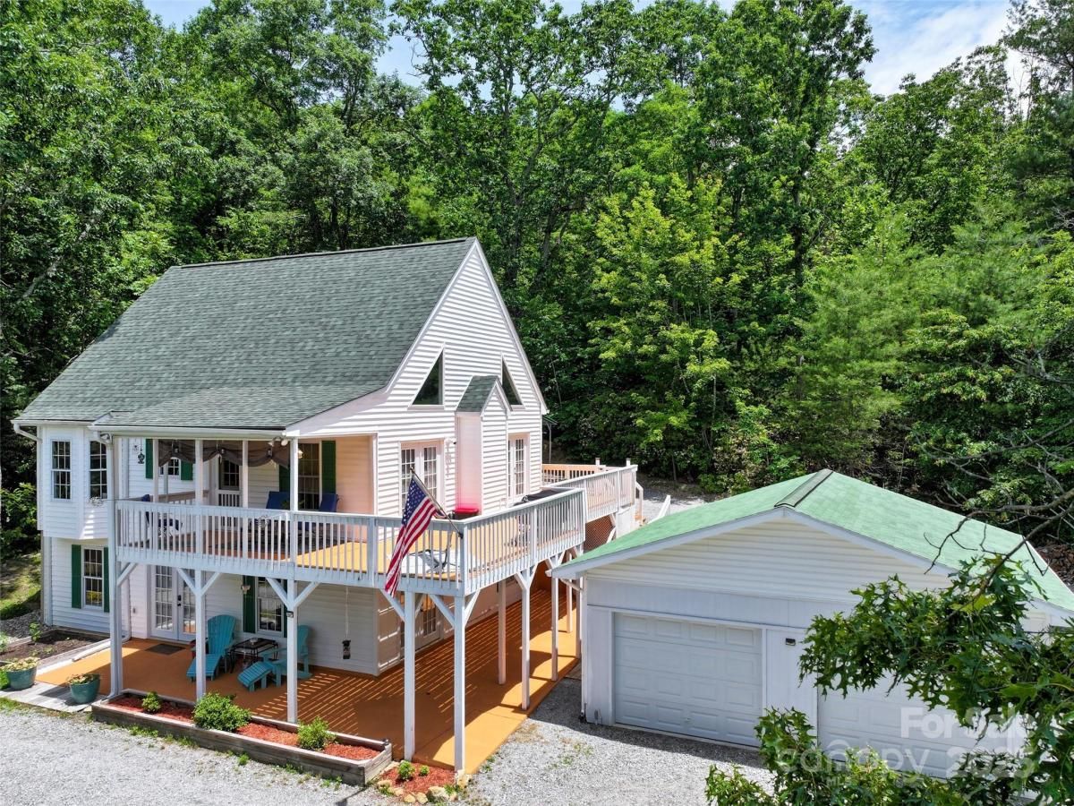 MLS #CAR4302595 image #0