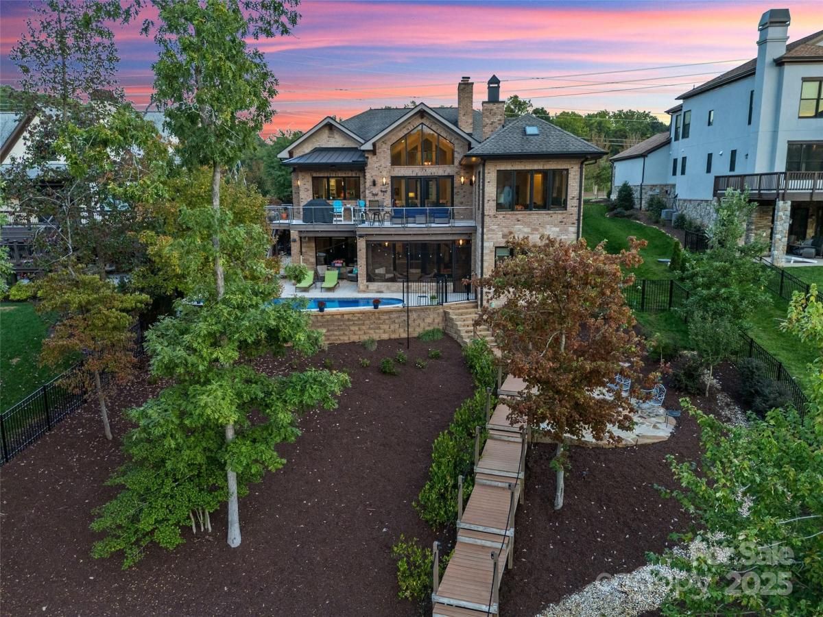 MLS #CAR4302643 image #0