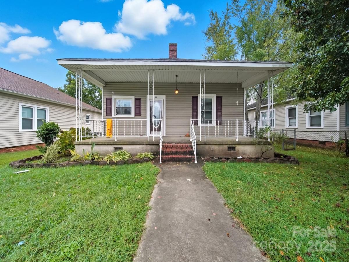 MLS #CAR4302790 image #0