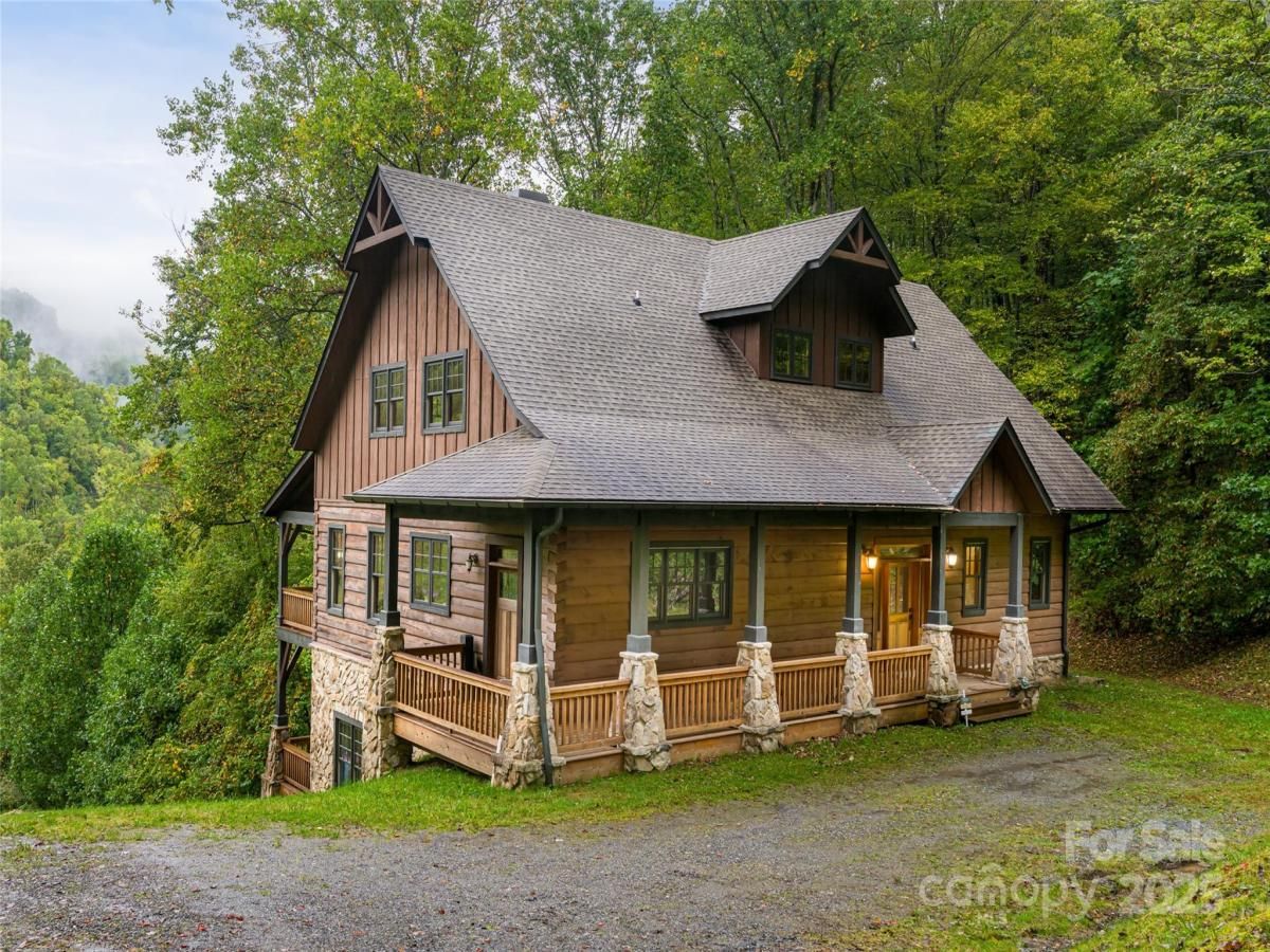 MLS #CAR4302796 image #0