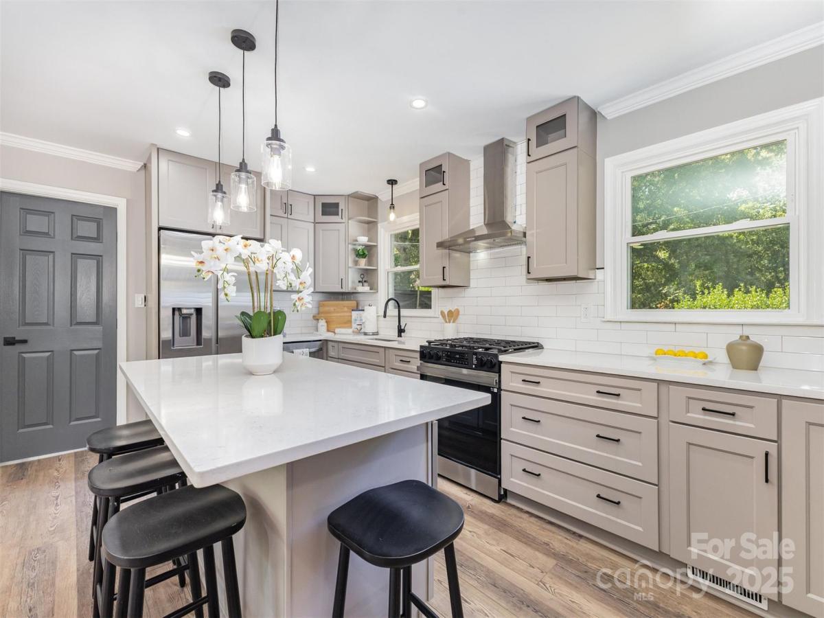 MLS #CAR4302812 image #0