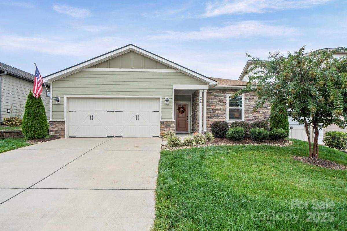 MLS #CAR4302974 image #0