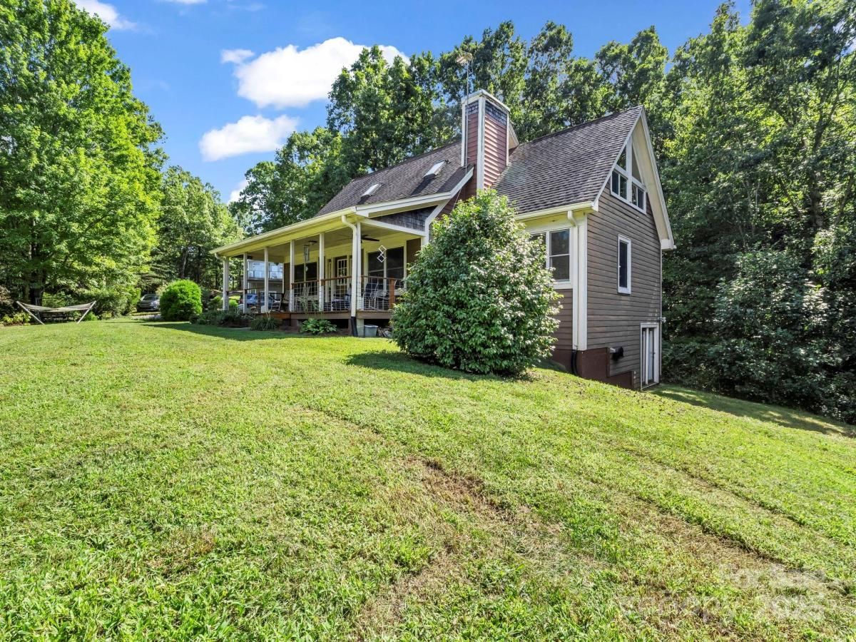 MLS #CAR4303002 image #0