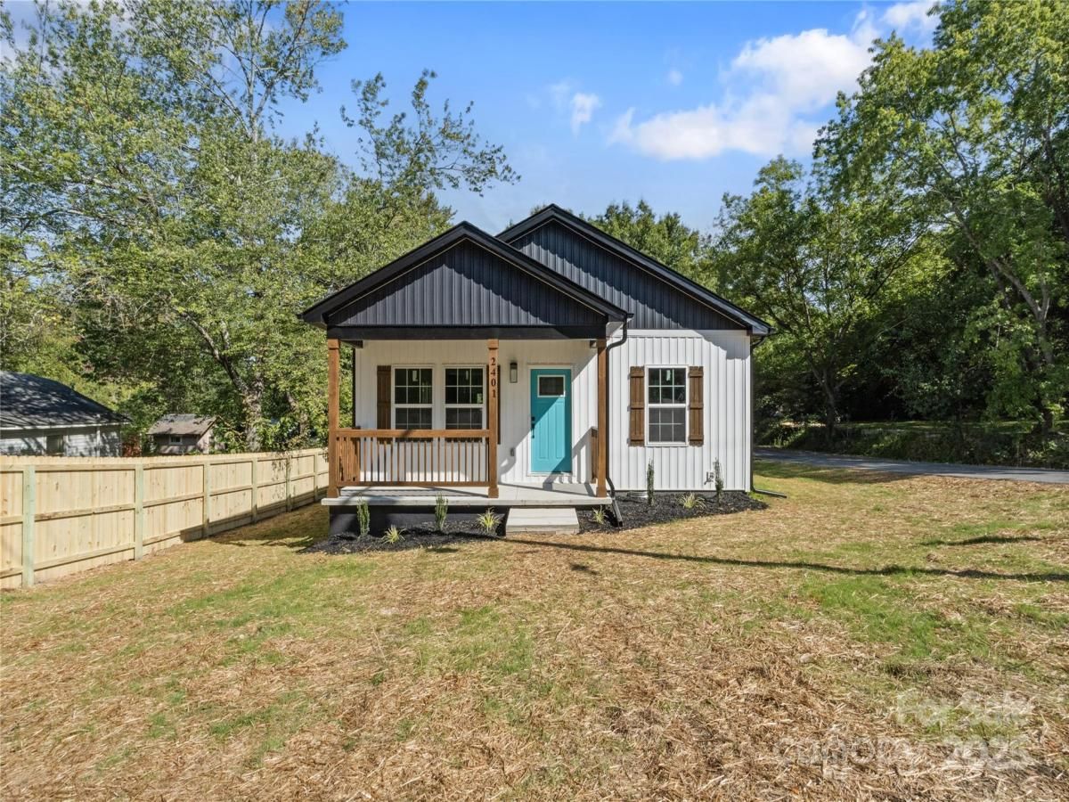 MLS #CAR4303007 image #0