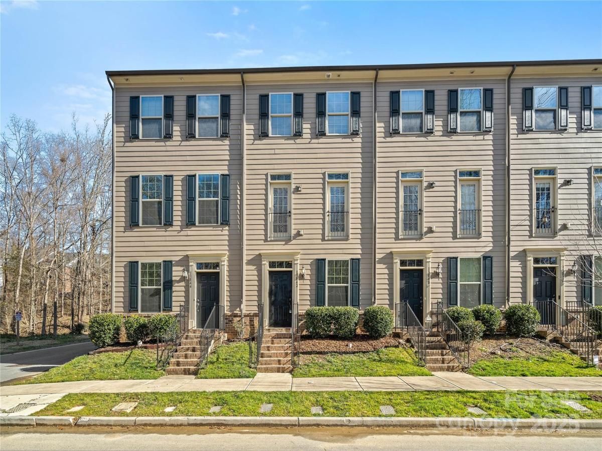 MLS #CAR4303169 image #0