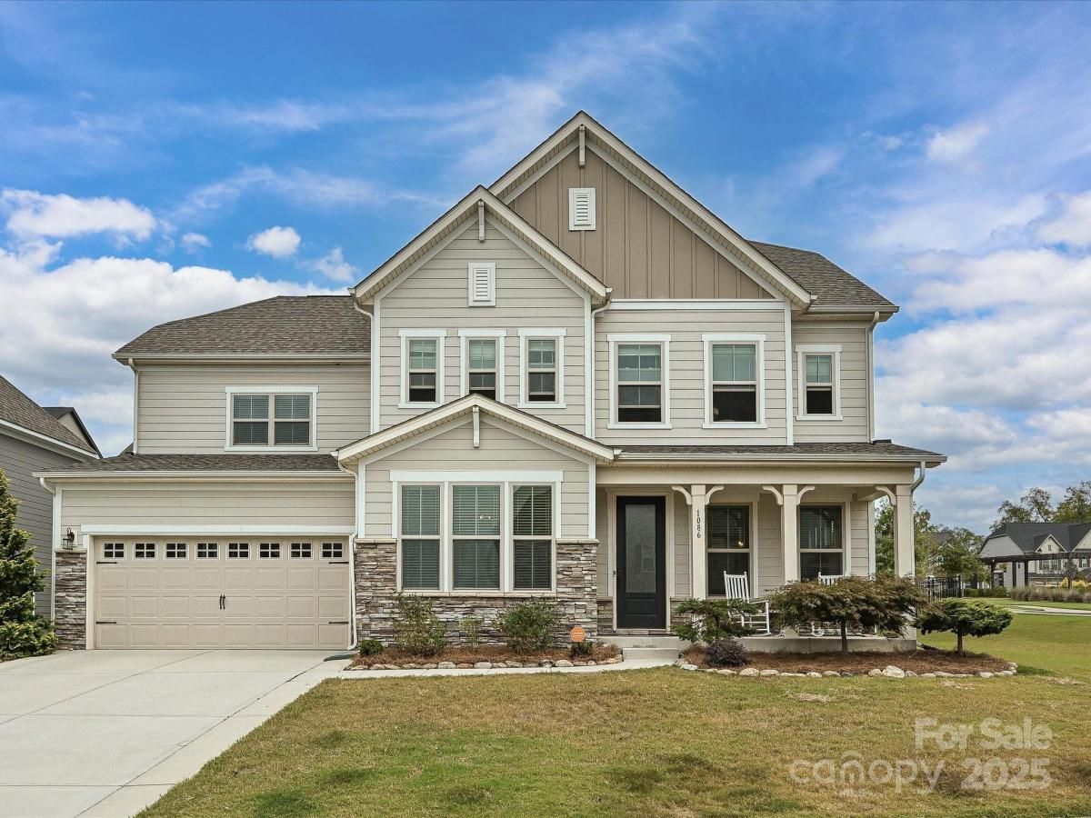 MLS #CAR4303295 image #0