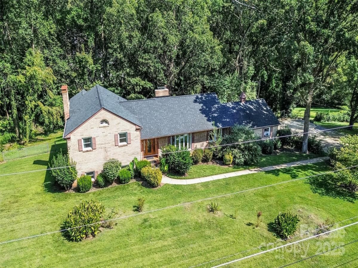 MLS #CAR4303381 image #0