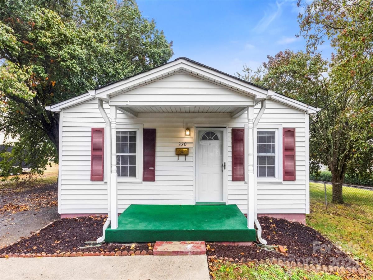 MLS #CAR4303988 image #0