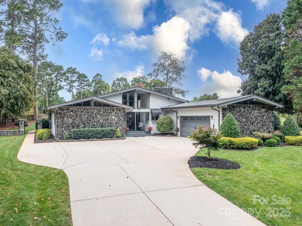 MLS #CAR4304113 image #0