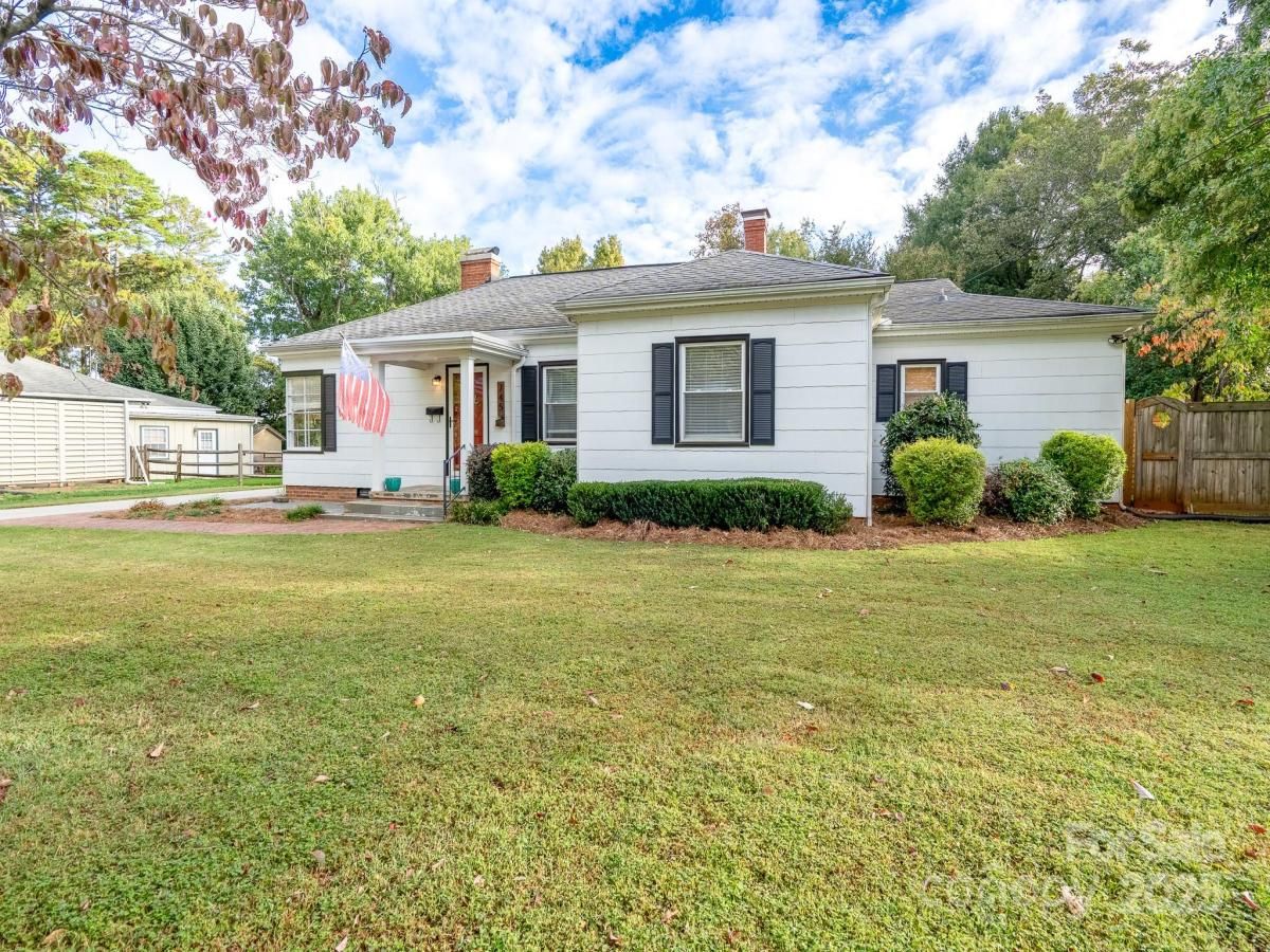 MLS #CAR4304262 image #0