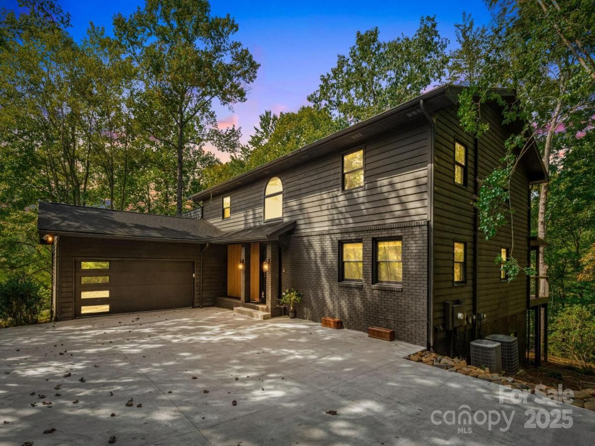 MLS #CAR4304317 image #0