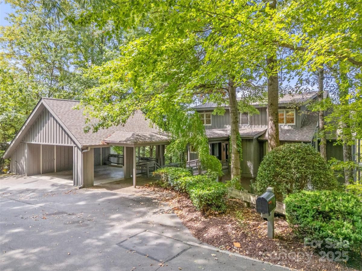 MLS #CAR4304370 image #0