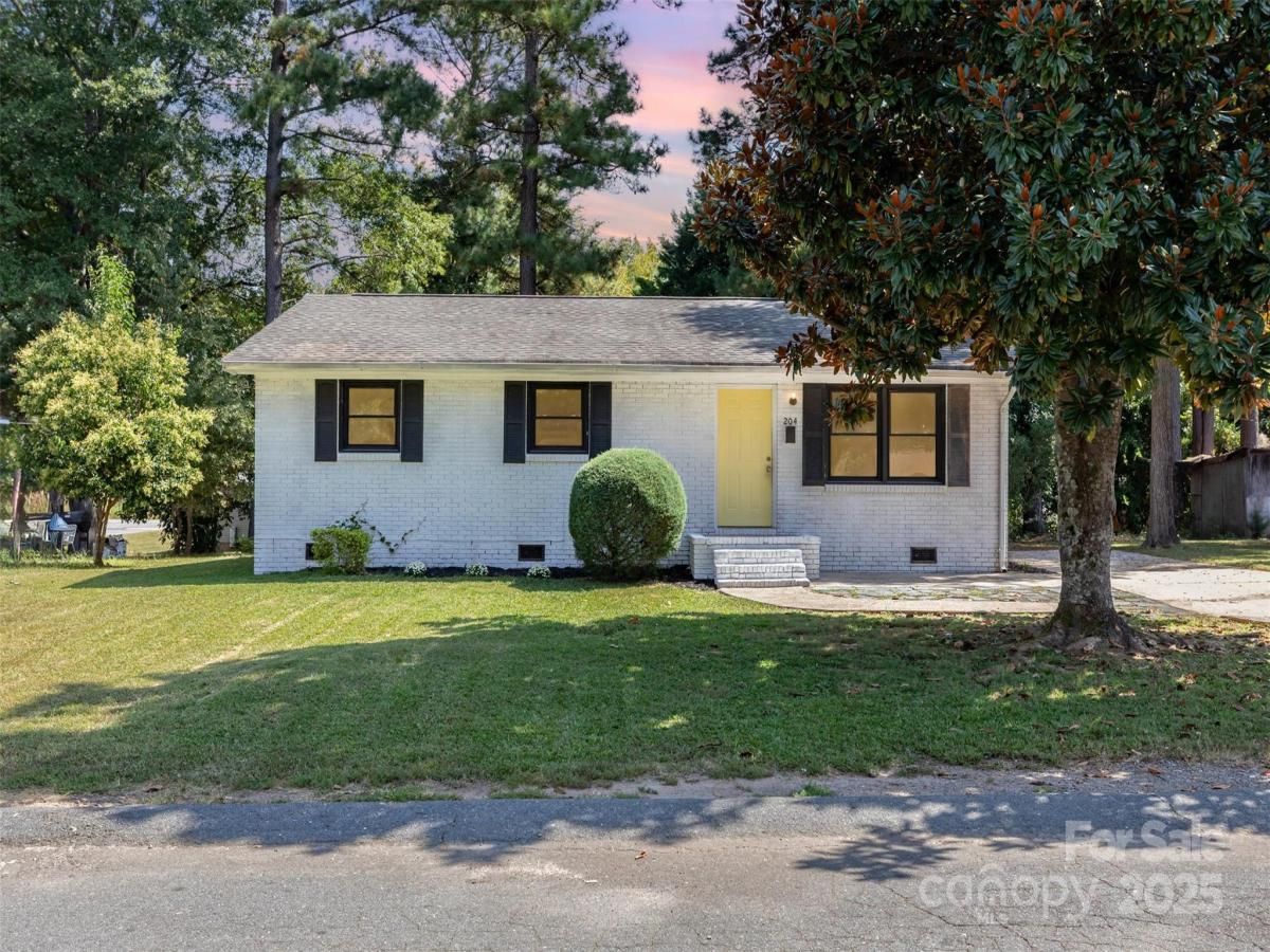 MLS #CAR4304480 image #0