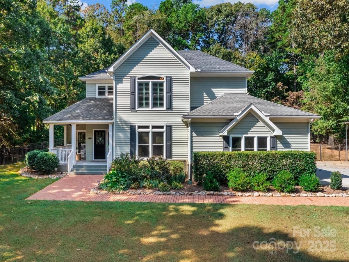 MLS #CAR4304753 image #0