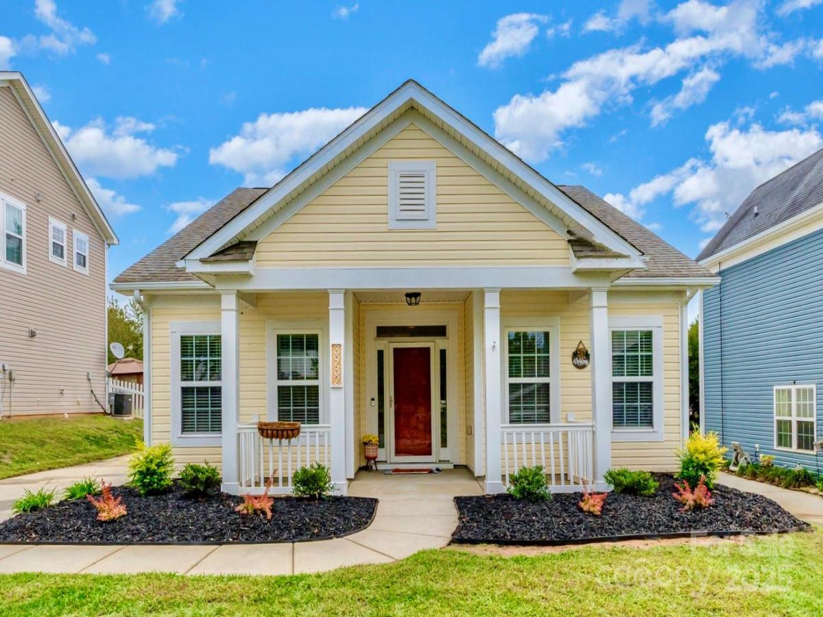 MLS #CAR4304768 image #0