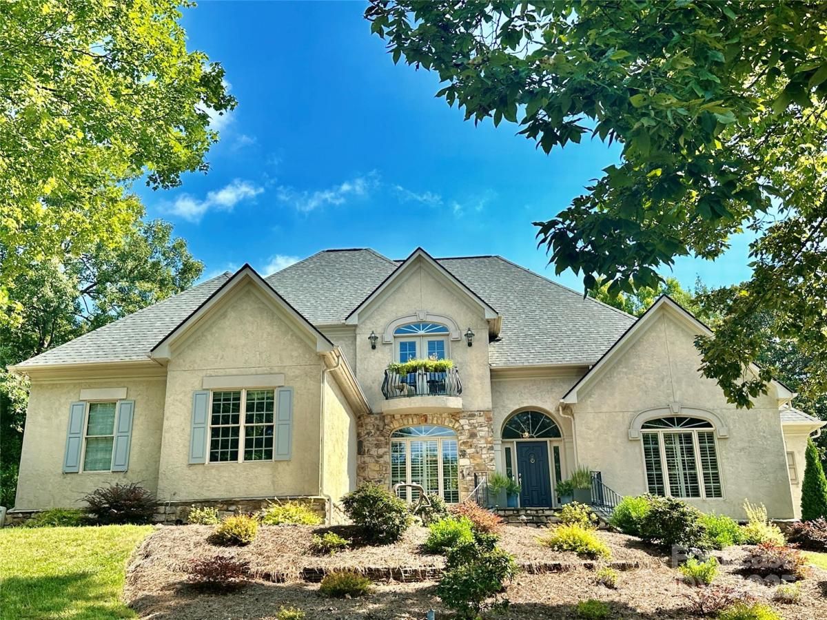 MLS #CAR4304817 image #0