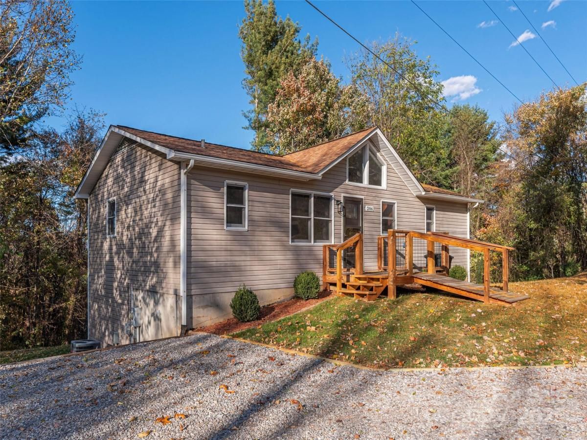 MLS #CAR4305000 image #0