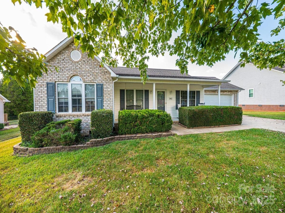 MLS #CAR4305156 image #0