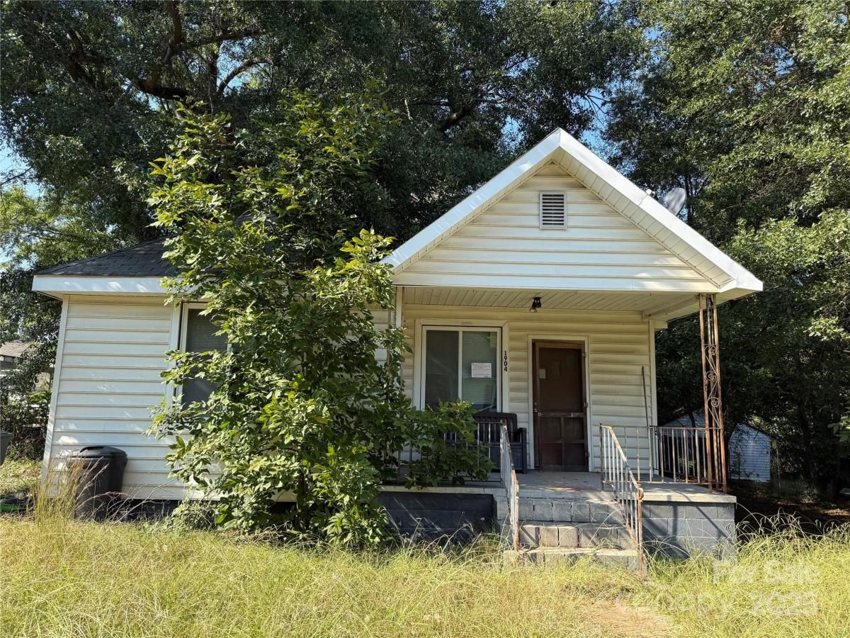 MLS #CAR4305439 image #0