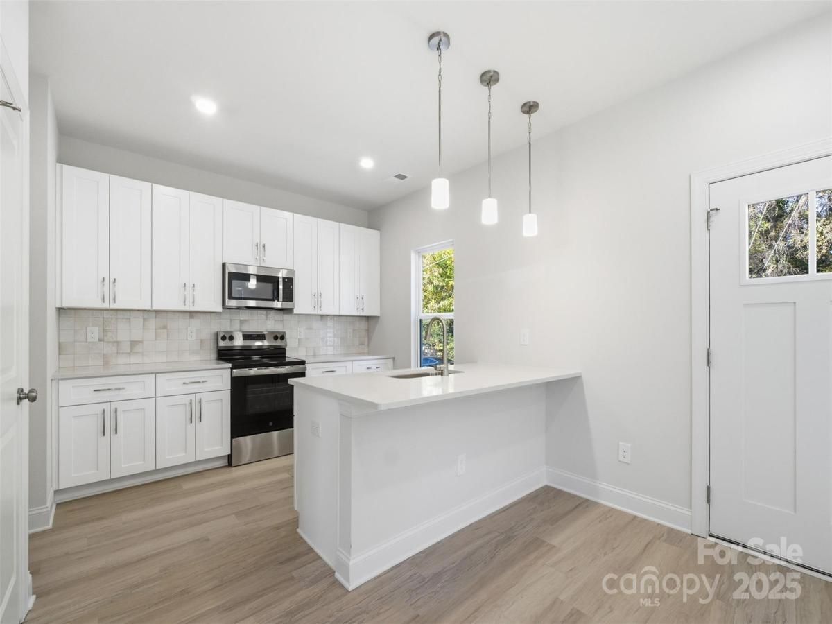 MLS #CAR4305477 image #0