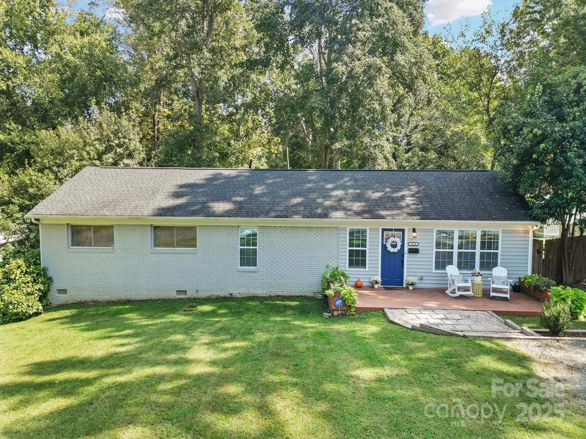 MLS #CAR4305486 image #0