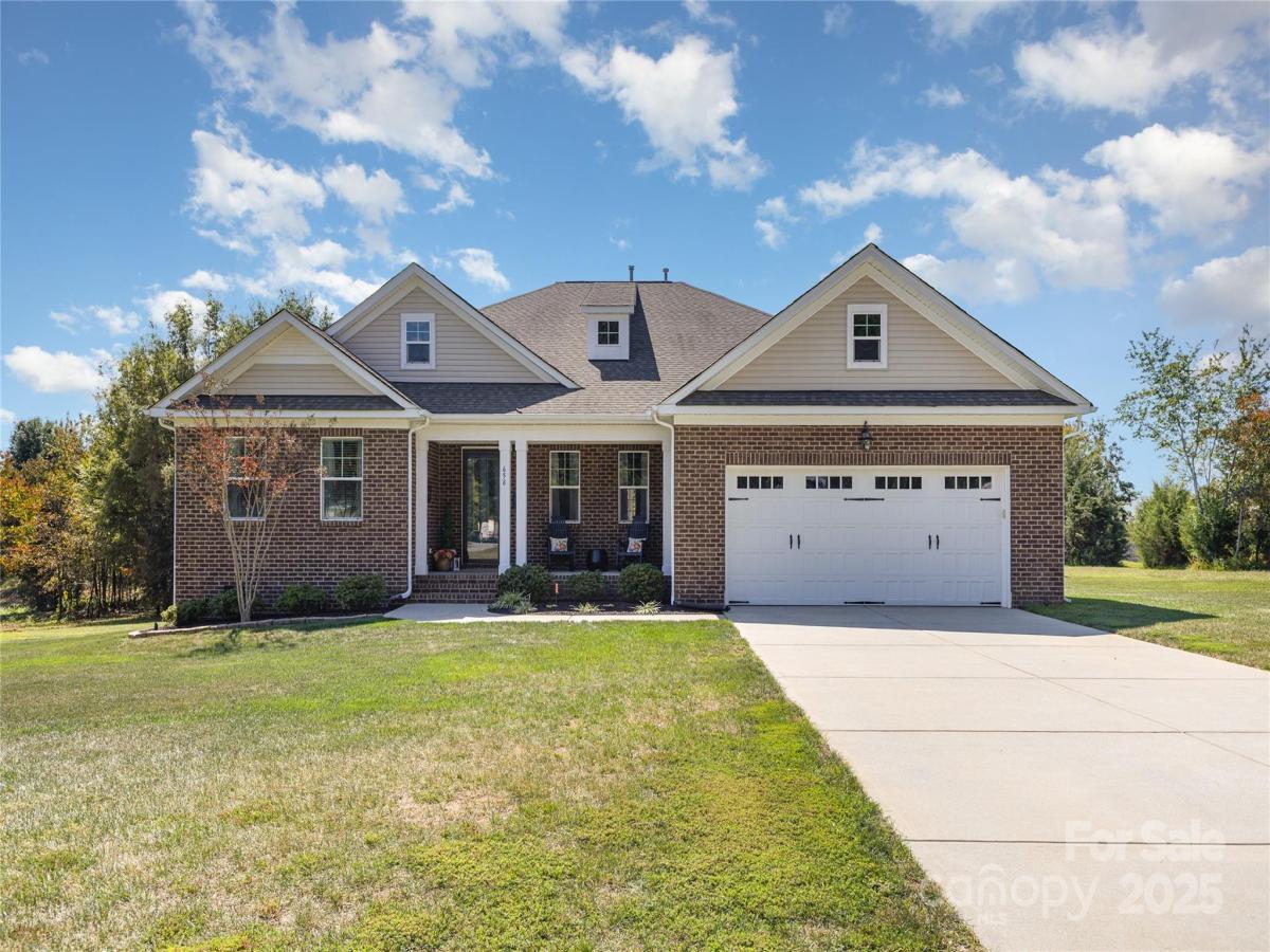 MLS #CAR4305631 image #0