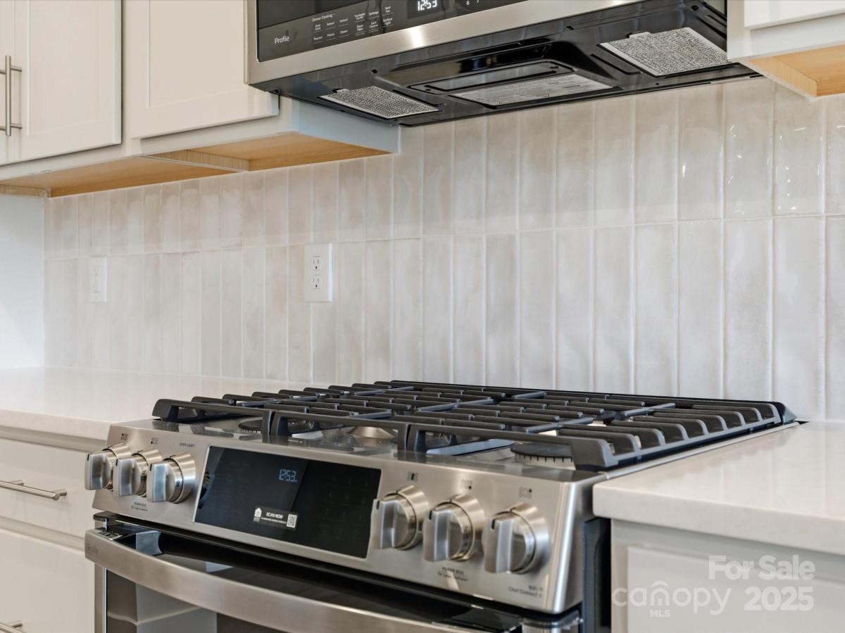 MLS #CAR4305632 image #0