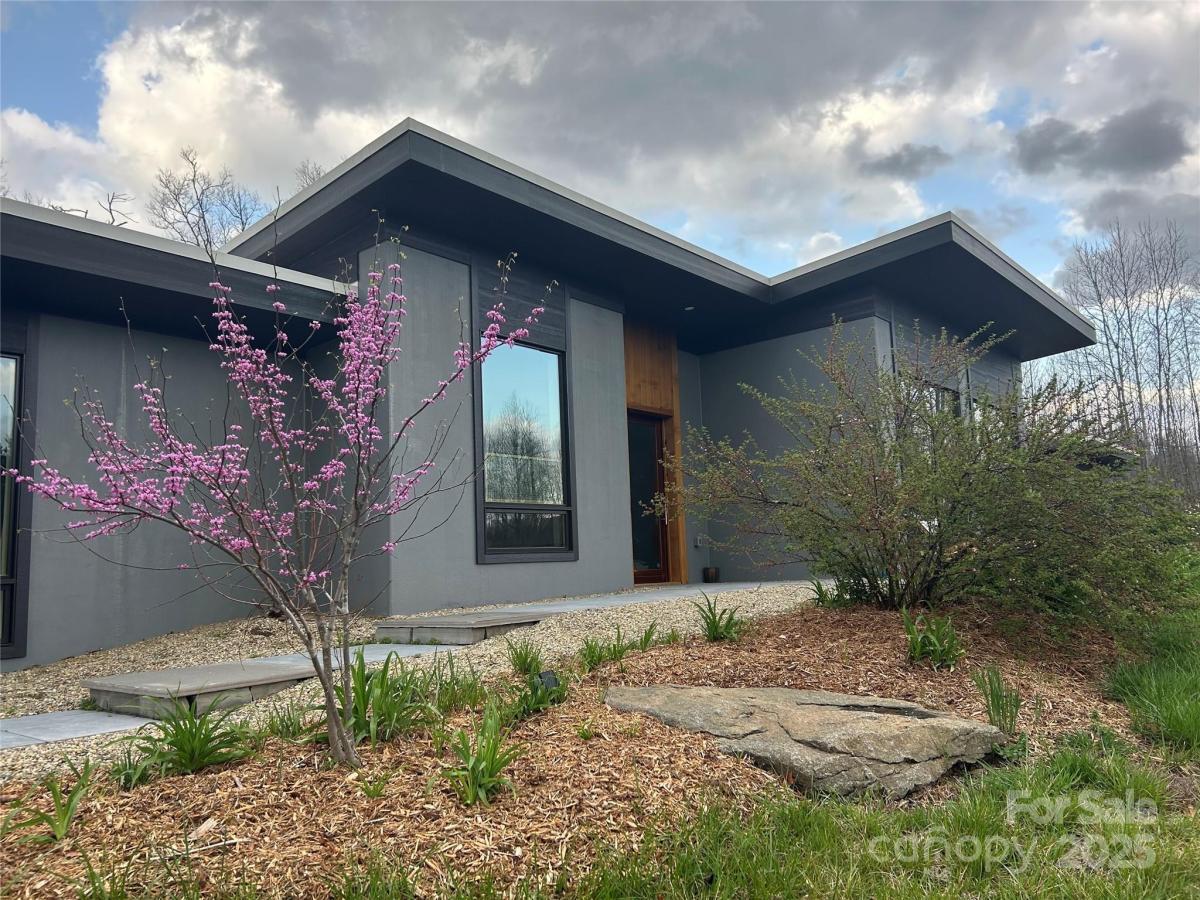 MLS #CAR4305834 image #0