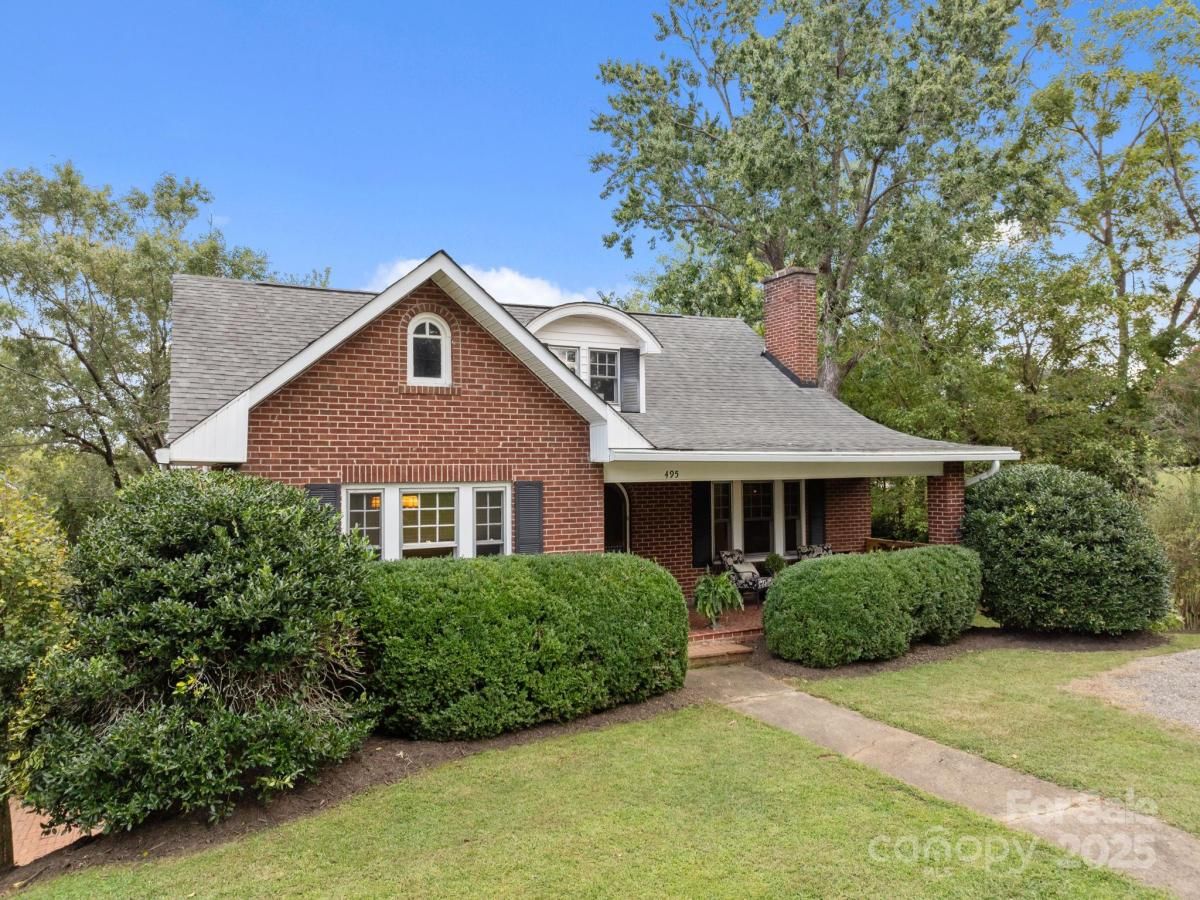 MLS #CAR4305953 image #0