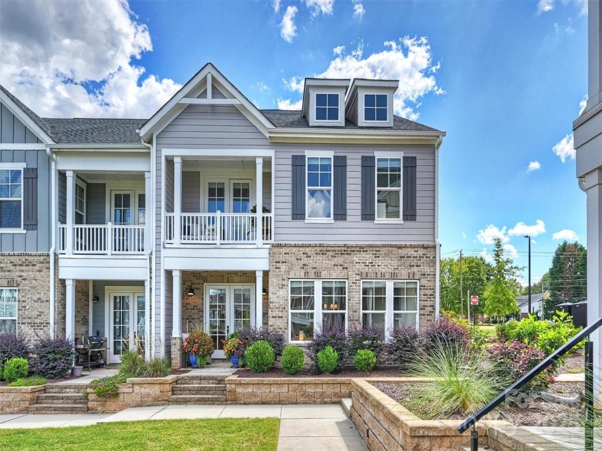 MLS #CAR4305978 image #0