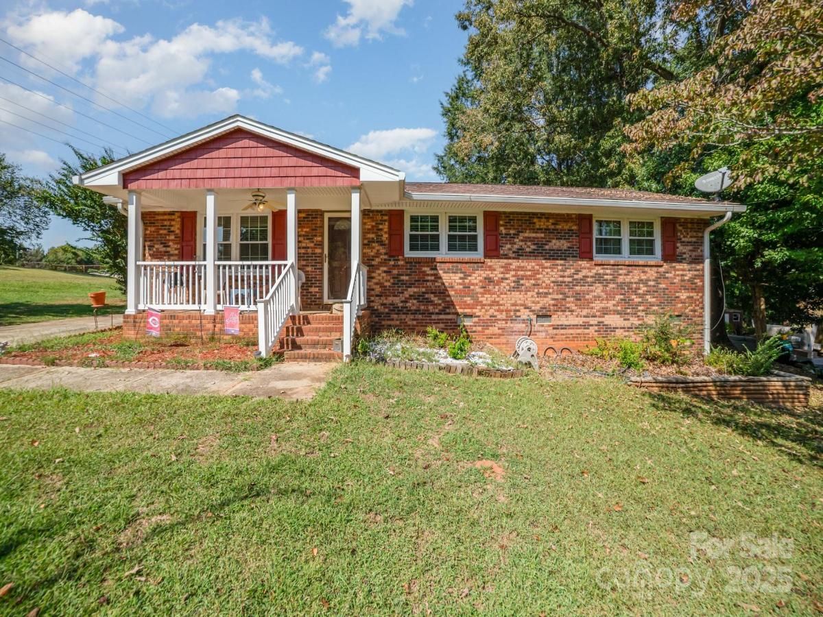 MLS #CAR4306059 image #0