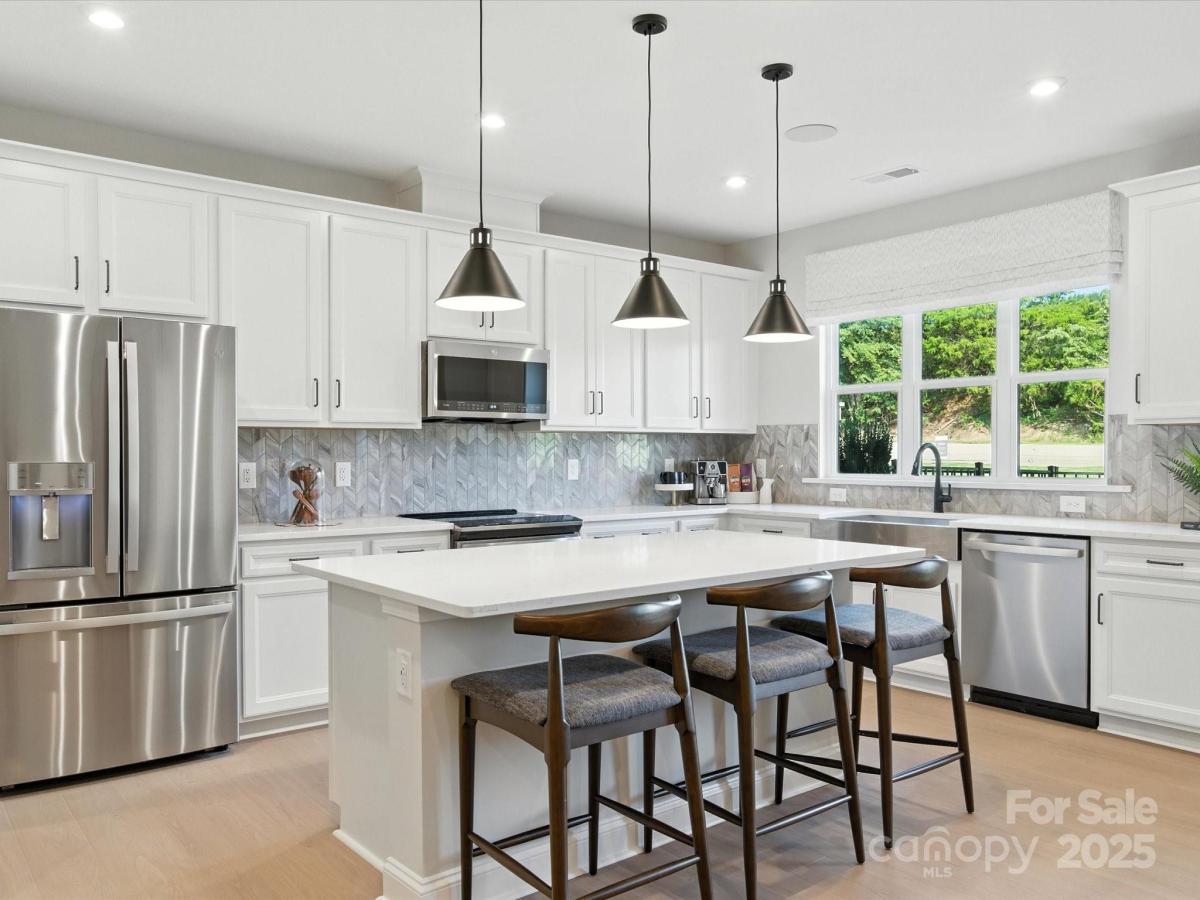 MLS #CAR4306092 image #0