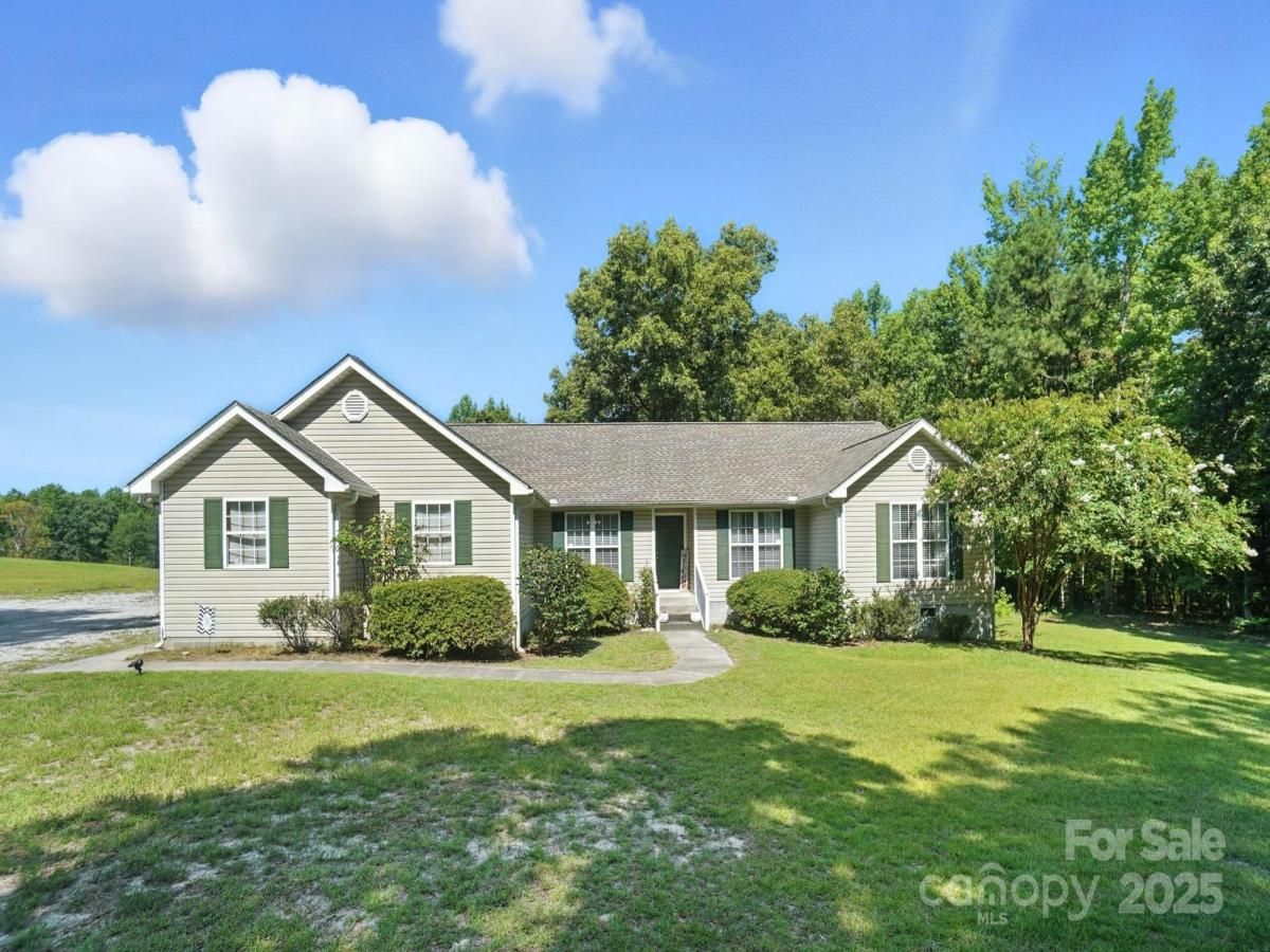 MLS #CAR4306111 image #0