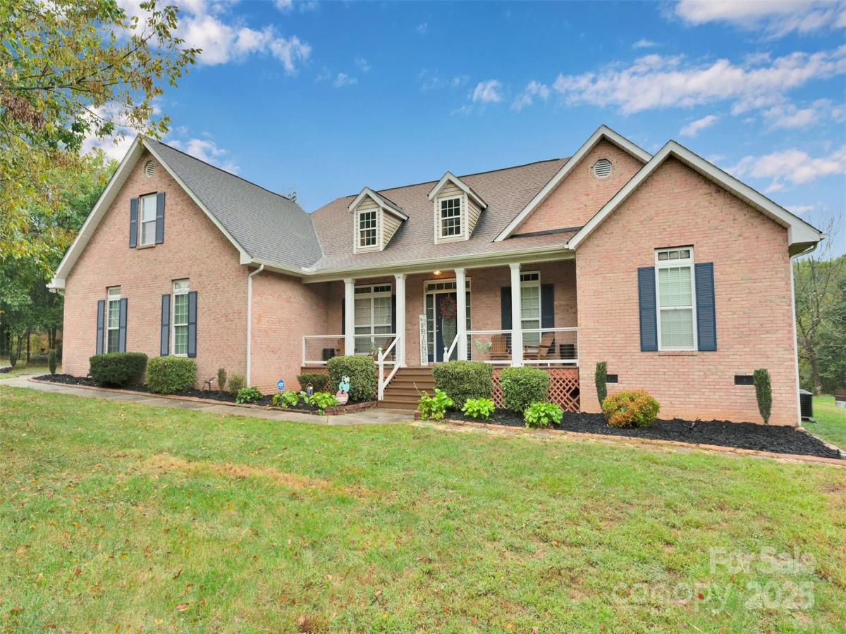 MLS #CAR4306635 image #0