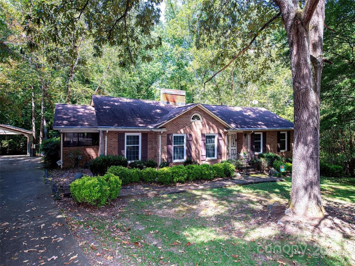 MLS #CAR4306905 image #0