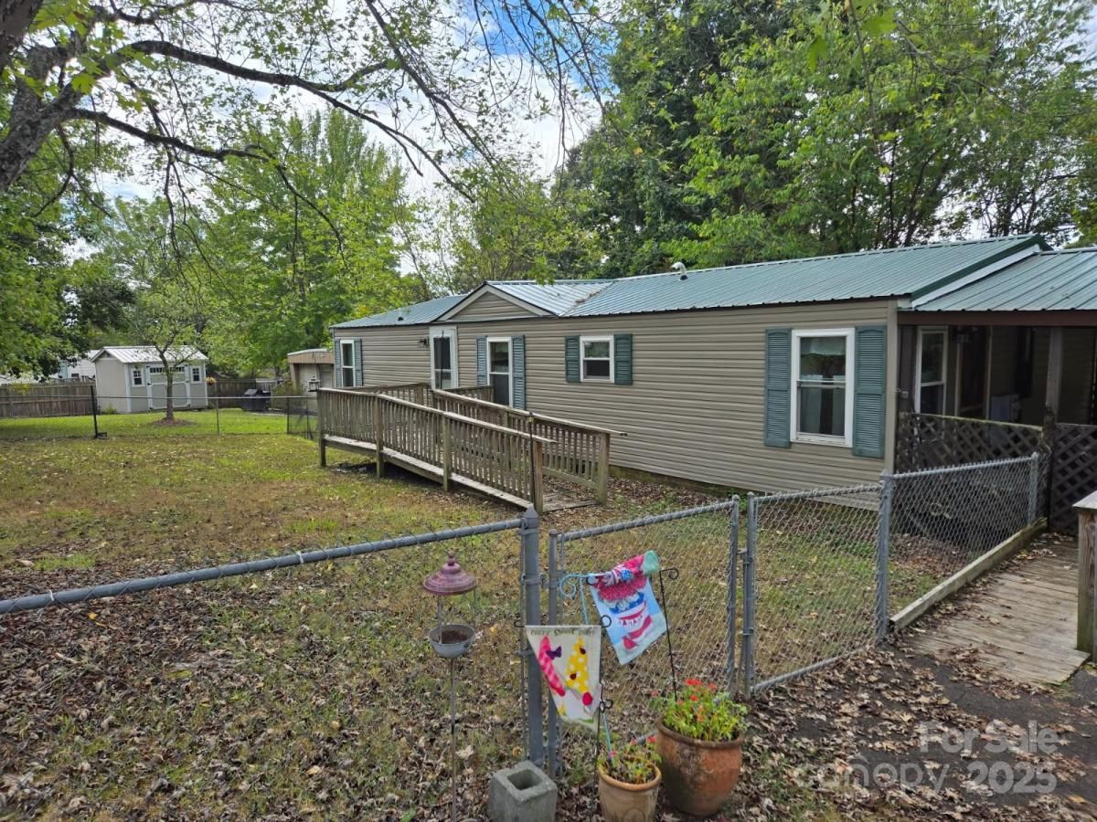 MLS #CAR4306913 image #0