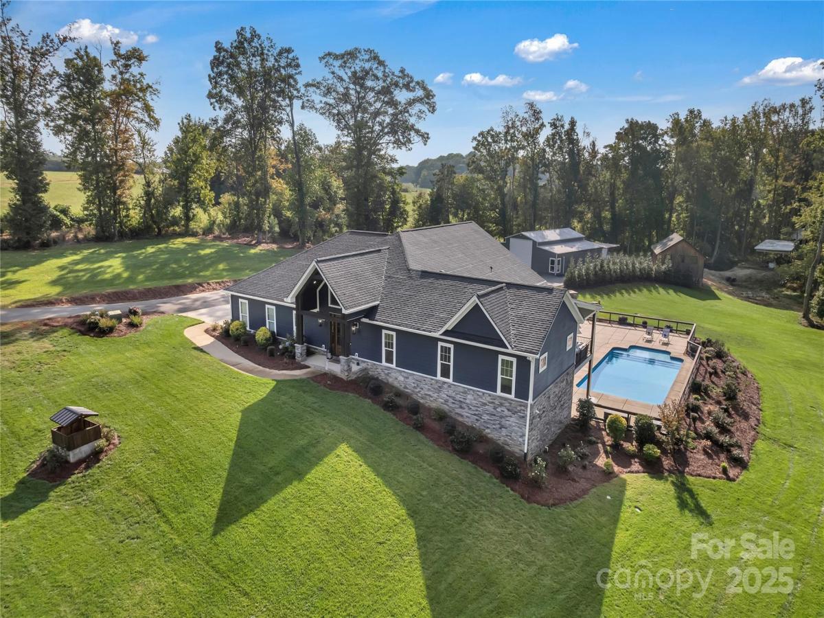 MLS #CAR4307049 image #0