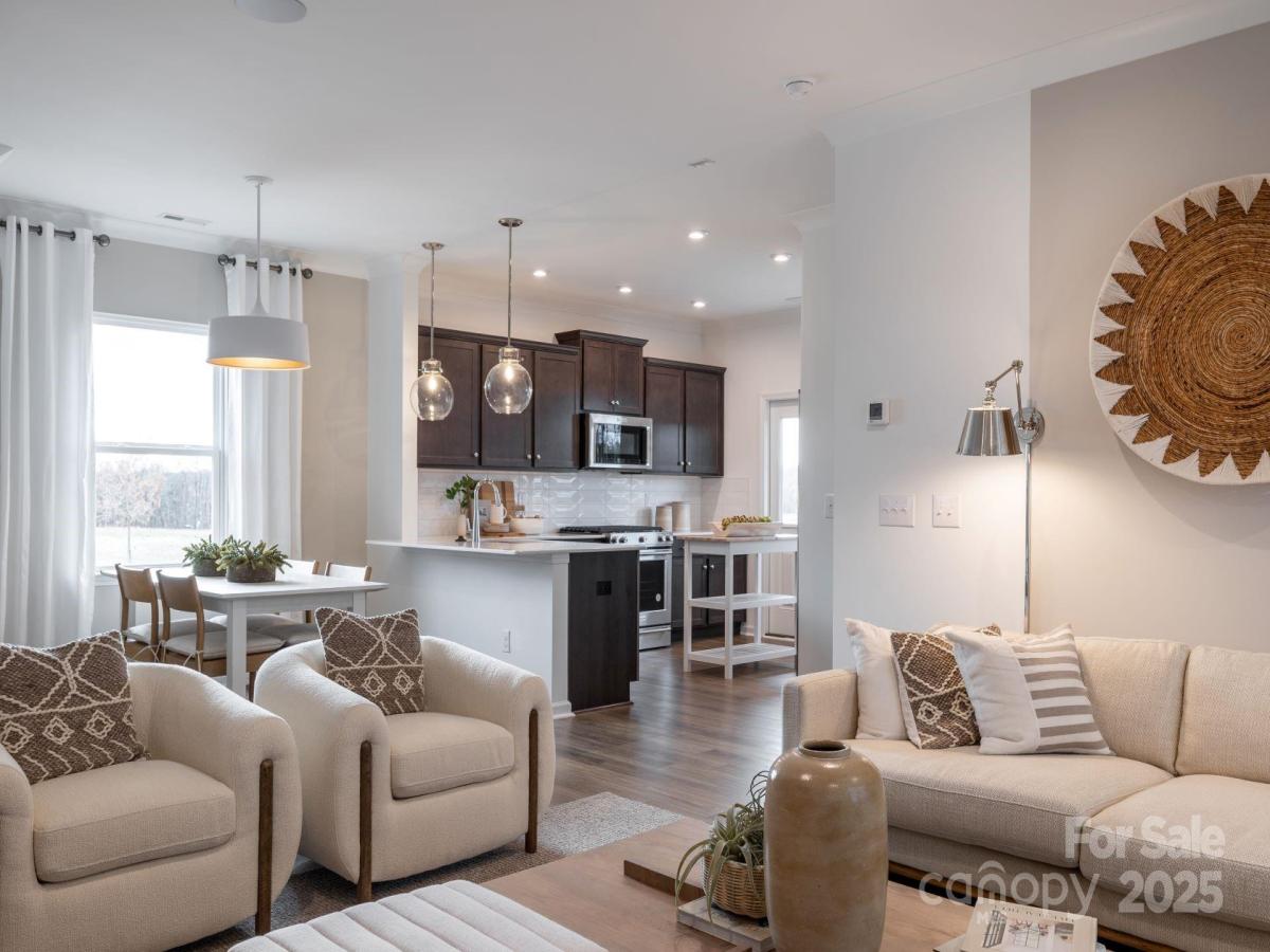 MLS #CAR4307066 image #0