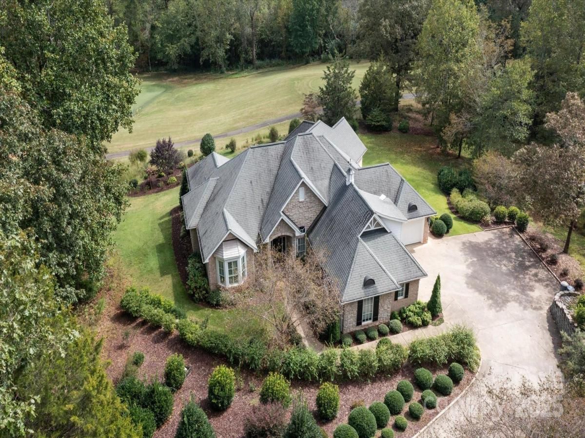 MLS #CAR4307079 image #0