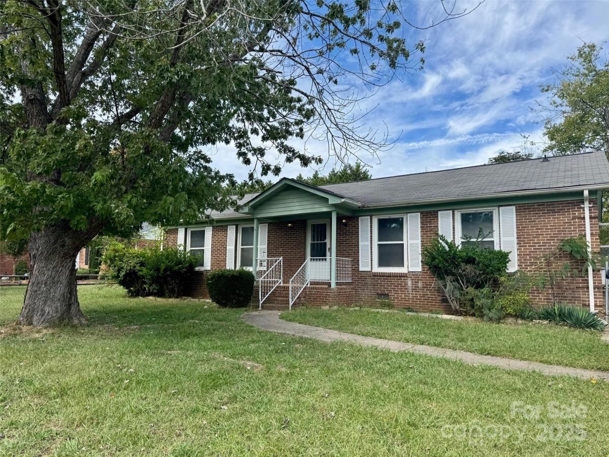 MLS #CAR4307217 image #0