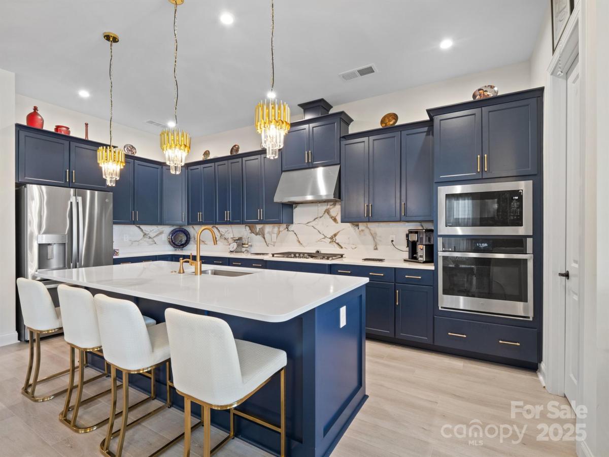 MLS #CAR4307296 image #0